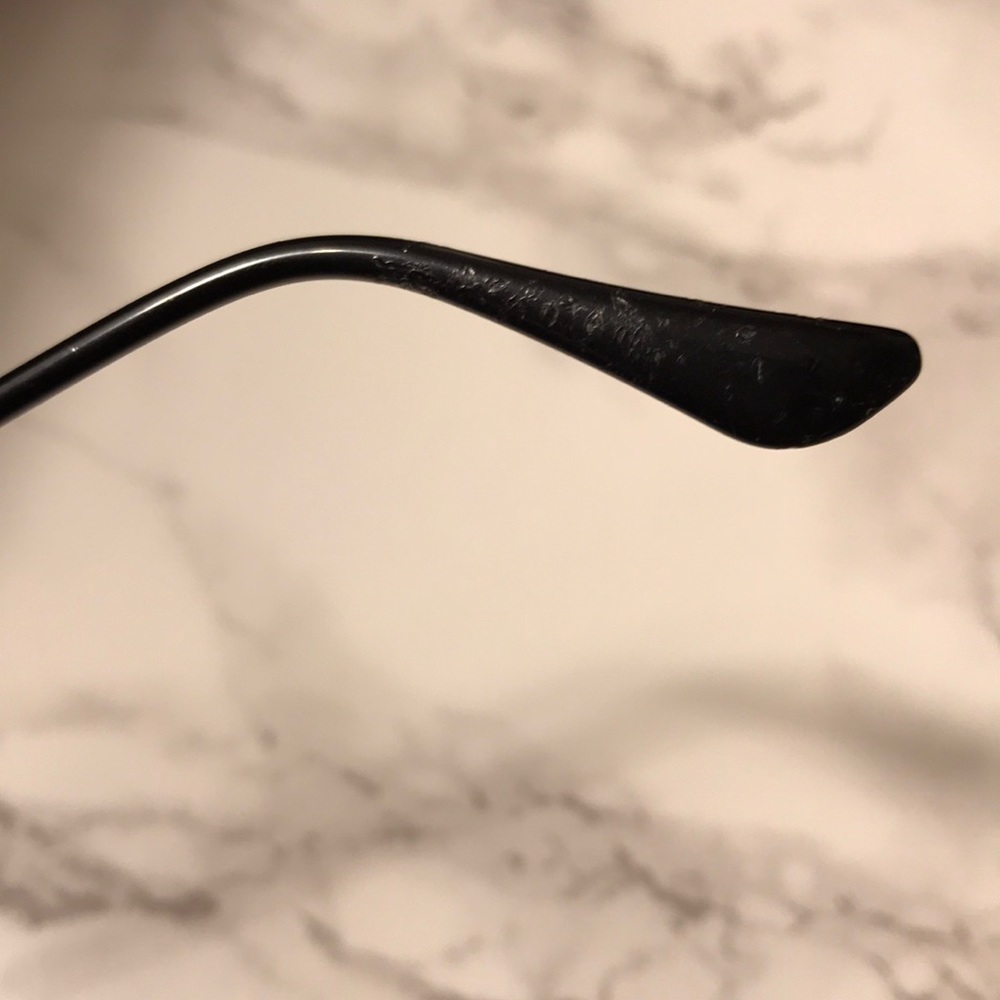 Authentic Ray-Ban Aviator Sunglasses 🕶 - Picture 7 of 8